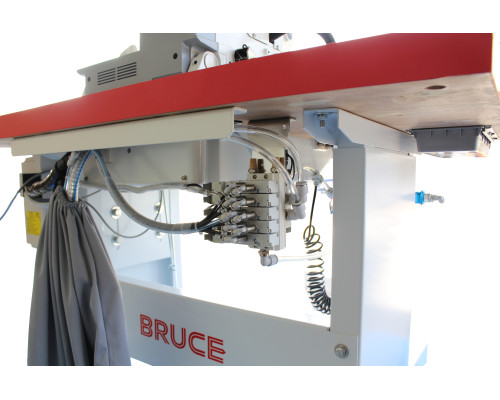BRUCE BRC-T9820G-01-D/T компьютеризированная петельная машина глазкового типа