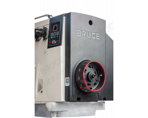 BRUCE X5S-5-03/233 высокоскоростной промышленный 5 ниточный оверлок с междуигольным растоянием 5 мм